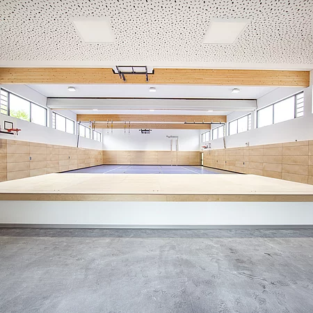 Bühne im Sport- und Kulturzentrum