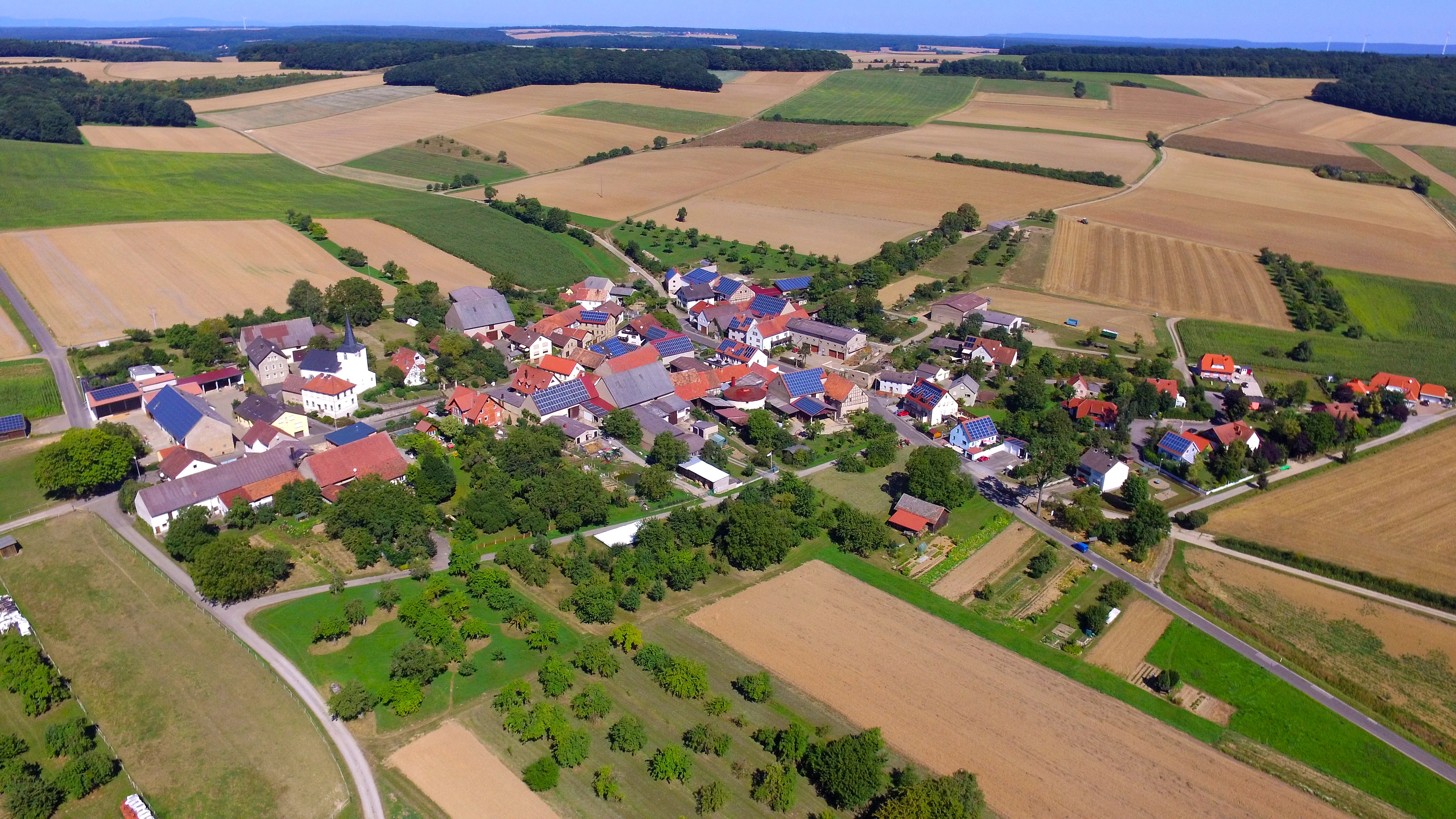 Greßhausen aus der Luft Der Ortsteil Greßhausen aus der Luft.
