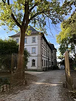 Ehemaliges Kloster in Obertheres